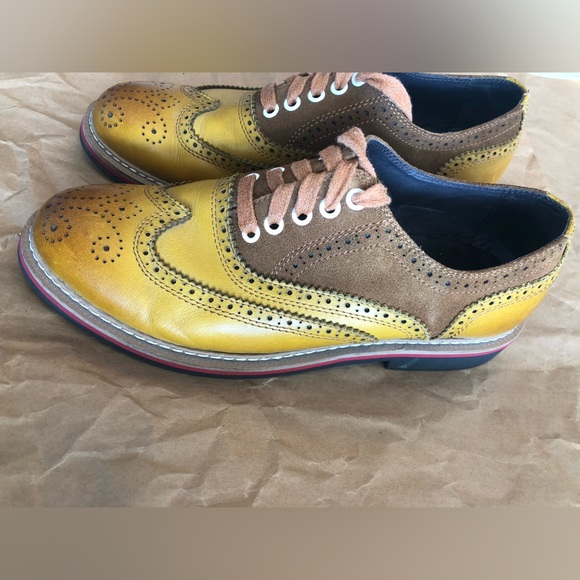 BROWN AND TAN LEATHER SHOES - Picture 3 of 6
